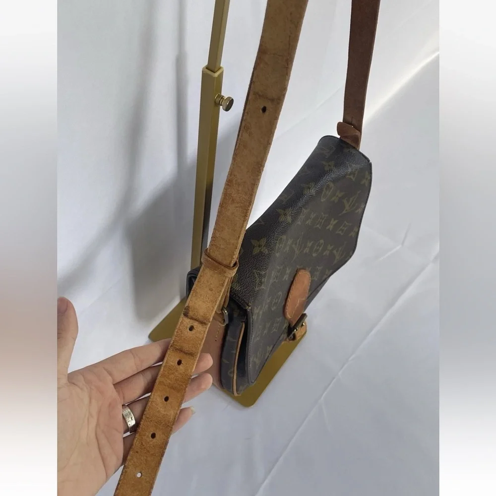 LOUIS VUITTON Cartouchiere GM VTG Monogram Crossbody Shoulder Bag Vintage - Picture 6 of 16